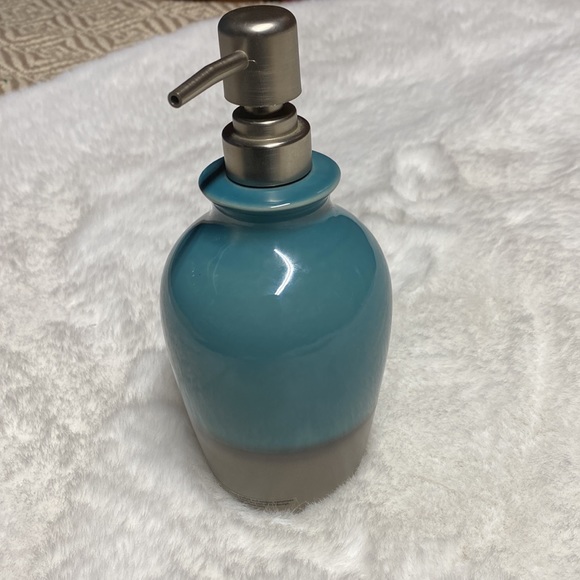 Large soap dispenser new - Picture 5 of 7